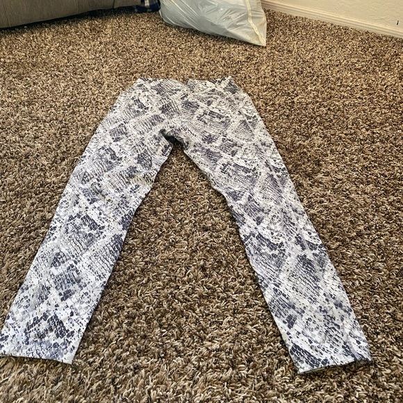 Pink leggings size small lightly worn and in great condition - Picture 1 of 2